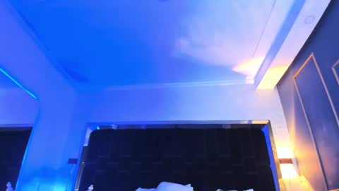     online show from March 10, 2025, 7:07 pm