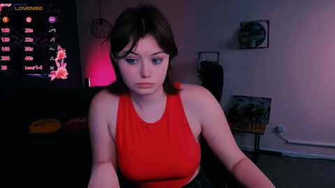 Snapshot of nikol_kitt chatting on February 27, 2025, 11:26 pm Little Niko Help me reach my goals online show from February 27, 2025, 11:26 pm