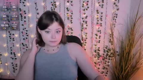 Snapshot of nikol_kitt chatting on September 11, 2025, 7:58 pm Little Niko Help me reach my goals online show from September 11, 2025, 7:58 pm