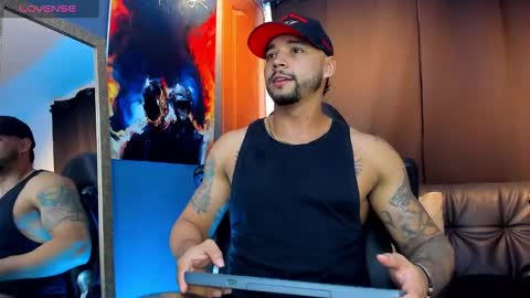 Snapshot of nikolahank1 chatting on December 22, 2024, 6:39 am Nikola Hank online show from December 22, 2024, 6:39 am