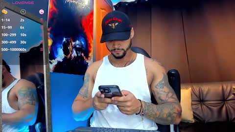 Snapshot of nikolahank1 chatting on January 19, 2025, 7:04 am Nikola Hank online show from January 19, 2025, 7:04 am