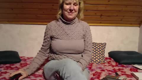 Snapshot of nikole111 chatting on January 10, 2025, 5:13 pm Nikole1 online show from January 10, 2025, 5:13 pm