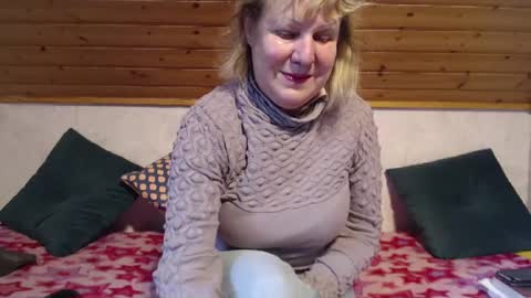 Snapshot of nikole111 chatting on January 18, 2025, 11:00 am Nikole1 online show from January 18, 2025, 11:00 am