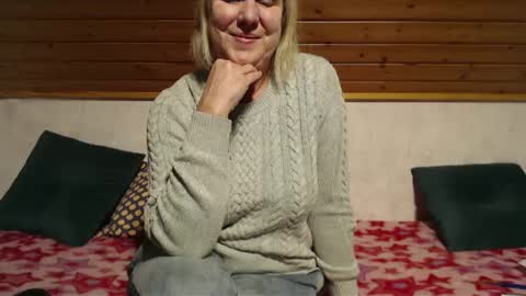 Snapshot of nikole111 chatting on January 24, 2025, 4:17 pm Nikole1 online show from January 24, 2025, 4:17 pm