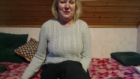 Snapshot of nikole111 chatting on February 11, 2025, 11:43 am Nikole1 online show from February 11, 2025, 11:43 am