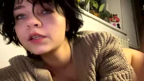 Snapshot of nikoli_naw chatting on January 19, 2025, 8:19 pm nikoli_naw online show from January 19, 2025, 8:19 pm