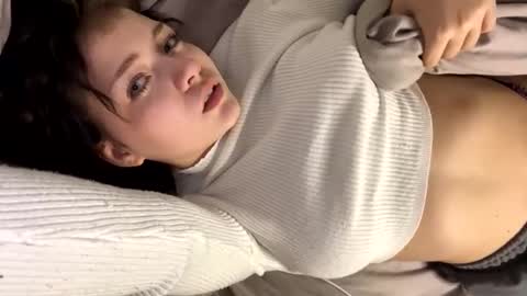 Snapshot of nikoli_naw chatting on March 5, 2025, 8:32 pm nikoli_naw online show from March 5, 2025, 8:32 pm