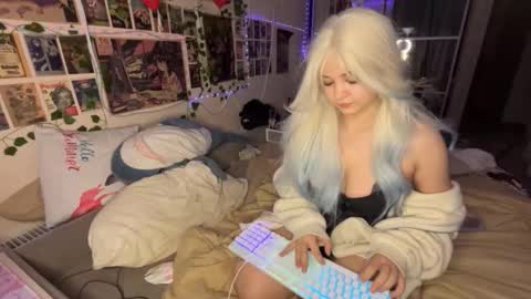 Snapshot of nikoli_naw chatting on October 11, 2025, 9:13 pm nikoli_naw online show from October 11, 2025, 9:13 pm