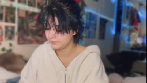 Snapshot of nikoli_naw chatting on October 19, 2025, 12:33 am nikoli_naw online show from October 19, 2025, 12:33 am