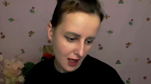 Nikolleta online show from October 17, 2025, 7:11 am