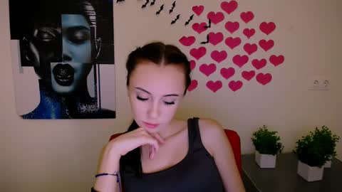 Snapshot of nikonara_ chatting on January 13, 2025, 6:49 pm nikonara_ online show from January 13, 2025, 6:49 pm