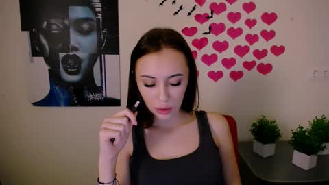 Snapshot of nikonara_ chatting on January 17, 2025, 4:47 pm nikonara_ online show from January 17, 2025, 4:47 pm