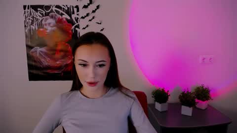 Snapshot of nikonara_ chatting on February 11, 2025, 1:51 pm nikonara_ online show from February 11, 2025, 1:51 pm