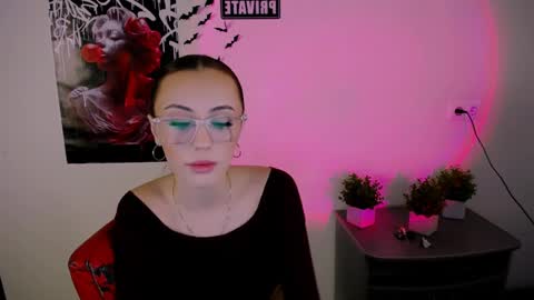 Snapshot of nikonara_ chatting on March 9, 2025, 7:15 pm nikonara_ online show from March 9, 2025, 7:15 pm