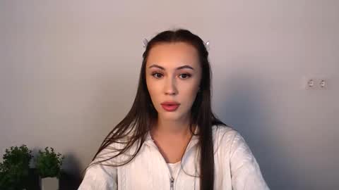 Snapshot of nikonara_ chatting on October 19, 2025, 1:01 pm nikonara_ online show from October 19, 2025, 1:01 pm