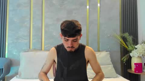 Niko Stone online show from October 2, 2025, 5:14 am