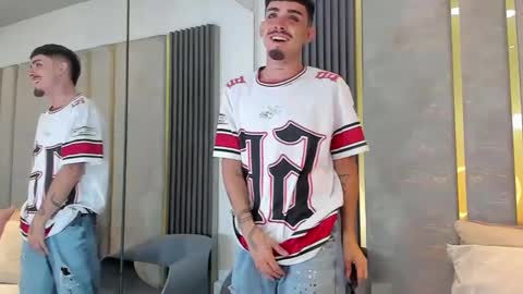 Niko Stone online show from October 14, 2025, 4:13 am