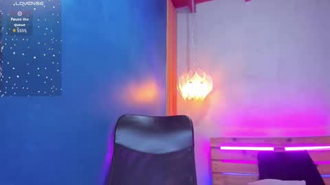 Snapshot of niky_doll_ chatting on December 1, 2025, 1:16 pm Niky online show from December 1, 2025, 1:16 pm