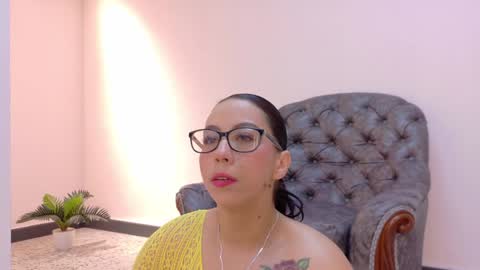 Snapshot of niky_smit chatting on January 14, 2025, 11:31 am NIKY SMIT online show from January 14, 2025, 11:31 am