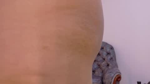 Snapshot of niky_smit chatting on January 25, 2025, 11:34 am NIKY SMIT online show from January 25, 2025, 11:34 am