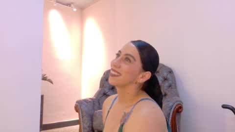Snapshot of niky_smit chatting on September 21, 2025, 12:51 pm NIKY SMIT online show from September 21, 2025, 12:51 pm
