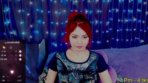 Snapshot of nimfeya chatting on January 15, 2025, 10:38 am Nimfeya online show from January 15, 2025, 10:38 am