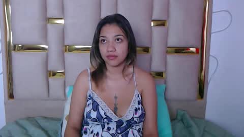 Nina Carther online show from October 25, 2025, 10:56 am