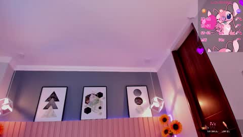 nina_ford_ online show from December 17, 2025, 3:12 am