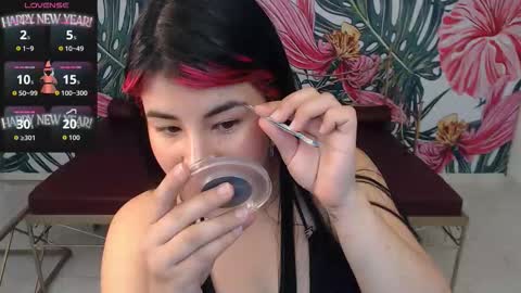 Snapshot of nina_harpper chatting on October 10, 2025, 9:25 pm Nina online show from October 10, 2025, 9:25 pm
