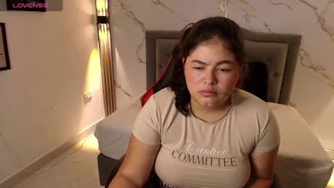 Snapshot of nina_rouge7 chatting on October 7, 2025, 2:03 pm N I N A online show from October 7, 2025, 2:03 pm