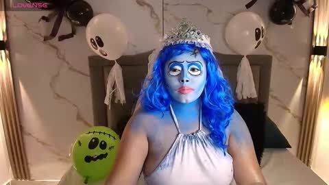 Snapshot of nina_rouge7 chatting on October 31, 2025, 8:32 pm N I N A online show from October 31, 2025, 8:32 pm