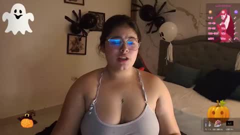 Snapshot of nina_rouge7 chatting on November 2, 2025, 1:57 pm N I N A online show from November 2, 2025, 1:57 pm