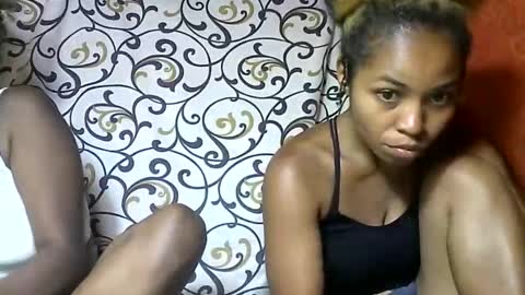 Ninah9794 online show from December 3, 2025, 6:39 pm