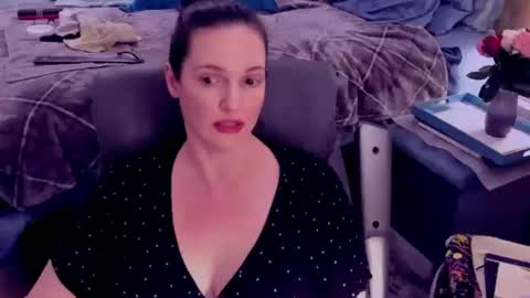 Snapshot of ninajaymes chatting on January 18, 2025, 6:56 am Nina Jaymes online show from January 18, 2025, 6:56 am