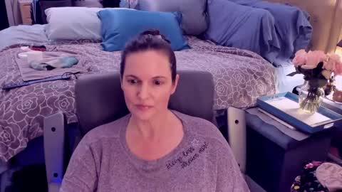 Snapshot of ninajaymes chatting on January 24, 2025, 7:07 pm Nina Jaymes online show from January 24, 2025, 7:07 pm