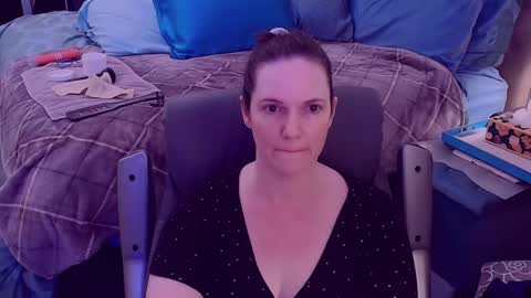 Snapshot of ninajaymes chatting on February 21, 2025, 1:33 am Nina Jaymes online show from February 21, 2025, 1:33 am