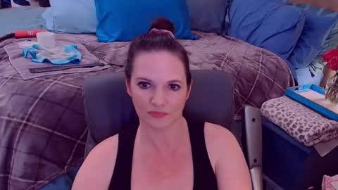 Snapshot of ninajaymes chatting on October 5, 2025, 1:15 am Nina Jaymes online show from October 5, 2025, 1:15 am