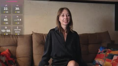 NinaNovalicious online show from October 2, 2025, 7:37 am