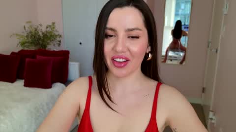 NinaOneil online show from March 6, 2025, 12:43 am