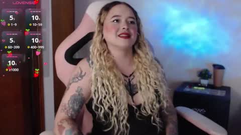 Nina online show from October 16, 2025, 2:01 am