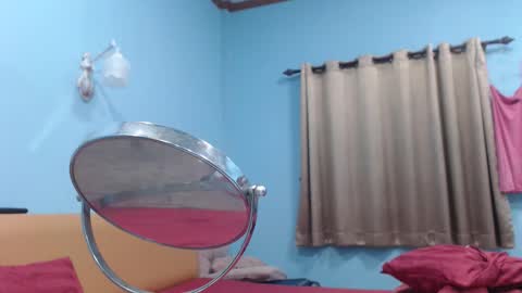 Snapshot of ninewladyboy chatting on October 9, 2025, 3:32 pm ninew online show from October 9, 2025, 3:32 pm