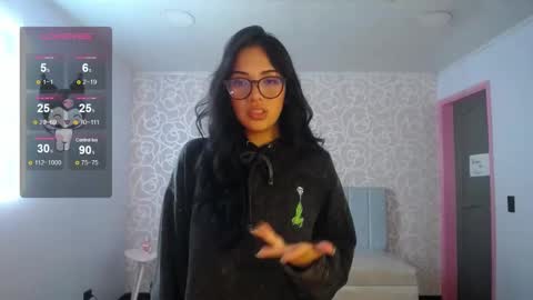 Ninfa  online show from February 22, 2025, 2:19 pm