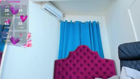 nina dee online show from December 2, 2025, 5:46 am