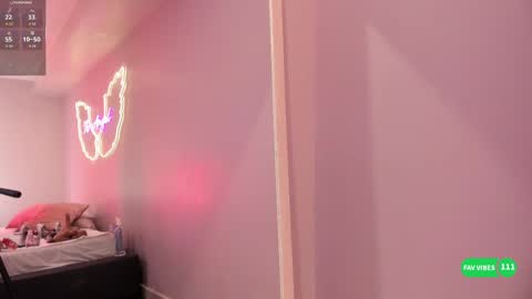 Snapshot of ninna_monroe_ chatting on October 22, 2025, 4:29 pm Ninna online show from October 22, 2025, 4:29 pm