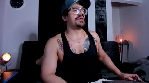 Snapshot of nipsfetich chatting on October 6, 2025, 1:14 am Steven online show from October 6, 2025, 1:14 am