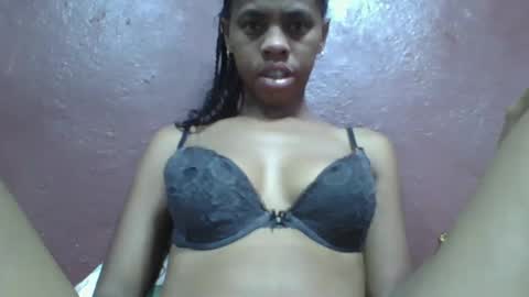 nirinahfy online show from February 12, 2025, 4:12 am