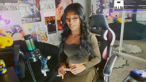 NIVIA WOLFE online show from February 13, 2025, 1:37 pm