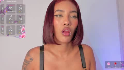 Snapshot of nix_taylor chatting on December 10, 2024, 1:54 am Nix online show from December 10, 2024, 1:54 am