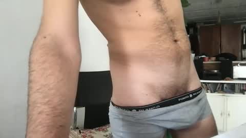 Snapshot of nnatural94 chatting on September 29, 2025, 9:14 am nnatural94 online show from September 29, 2025, 9:14 am