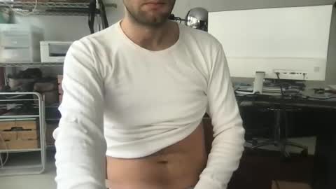 Snapshot of nnatural94 chatting on November 3, 2025, 8:48 am nnatural94 online show from November 3, 2025, 8:48 am